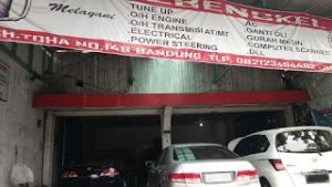 Bengkel Dealer Resmi Honda VS Bengkel Spesialis Mobil Honda Bandung